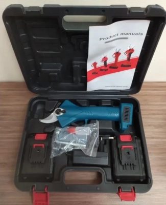 7504928-large-review-akumulyatorniy-sekator.webp